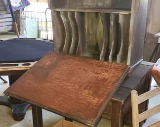 primitive secretary, 2 pcs