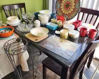 Dining room table with 4 chairs