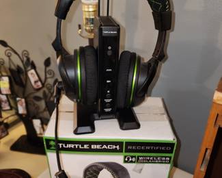 Turtle Beach wireles headphones