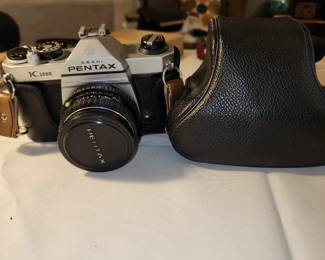 Pentax K1000 ASAHI camera
