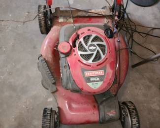 Craftsman Brigg and Stratton series lawn mower