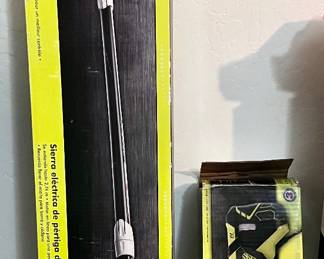 Electric pole saw and reciprocating saw 