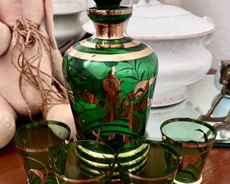 Shot glasses set emerald green