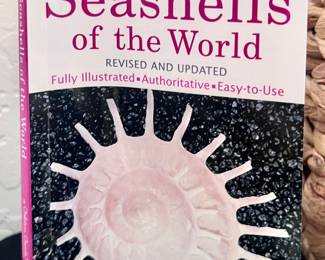 Seashells of the world book
