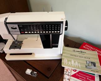 New Home Sewing Model 5001 Sewing Machine Overlooker Tested And Working Memory 7