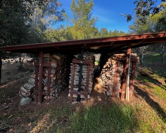 Oak firewood(sold by the cord) 