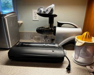 Omega NC800 juicer 