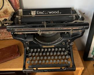 Underwood Typewriter
