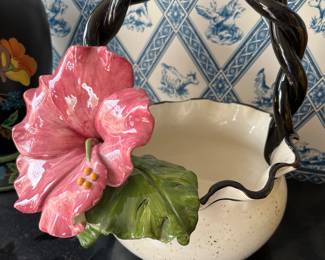 Hibiscus Bowl
Suzanne Davis
$35