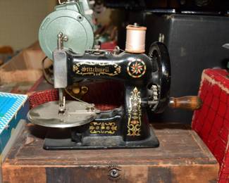 0217Sewing Room