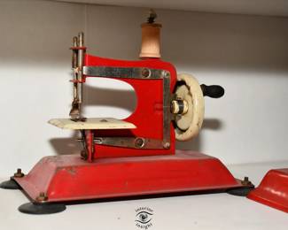 0261Sewing Room