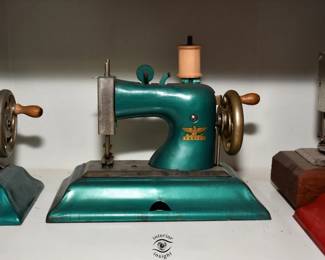 0281Sewing Room
