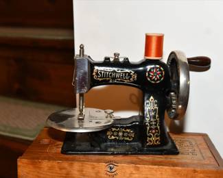 0513Sewing Room