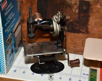 0216Sewing Room