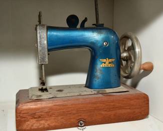 0280Sewing Room