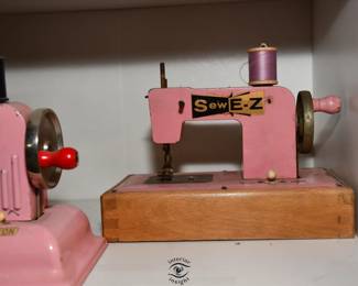 0285Sewing Room