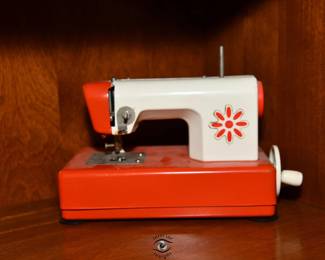 0400Sewing Room
