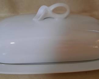 Mikasa Classic Flair Calla Lily Butter Dish