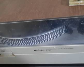 Vintage Technics Turntable
1 of 2