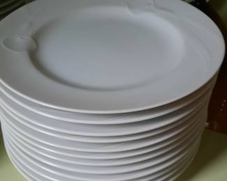 Mikasa Classic Flair Calla Lily Plates