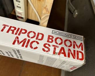 microphone stand for performers