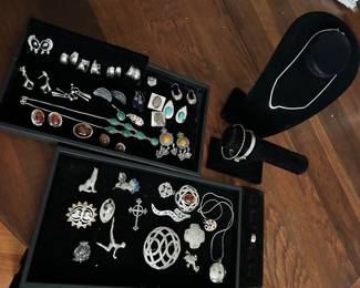 Sterling jewelry including Kit Carson coyote, James Avery, Taxco