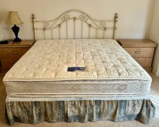 King Size Bedroom Suite