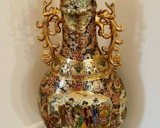 Beautiful Asian Vase