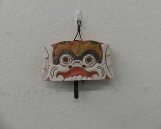 Vintage Hand Carved/Hand Painted Wooden Foo Dragon Temple Bell