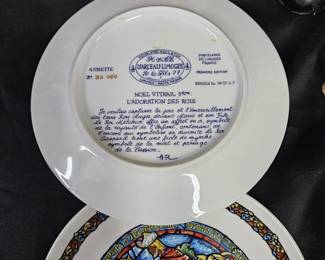 PORCELAIN LIMOGES PLATE SET