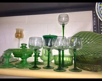 MOSTLY VINTAGE GLASSWARE 