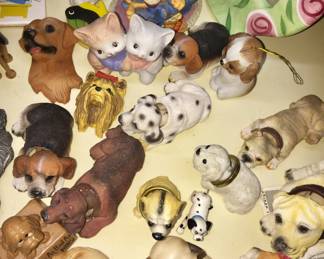 ASSORTMENT OF BOBBLEHEADS