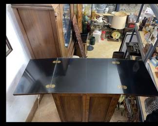 Open Henredon Bar on wheels