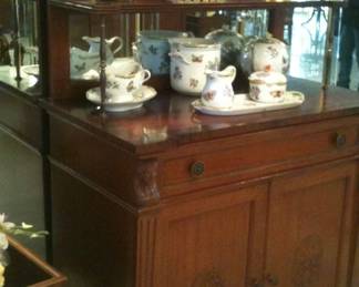 Beautiful vintage china cabinet 