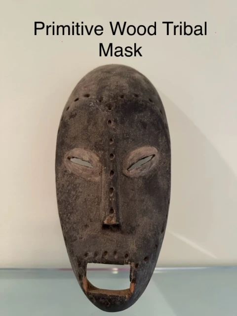 Primitive Wood Tribal Mask
