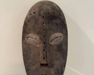 Primitive Wood Tribal Mask