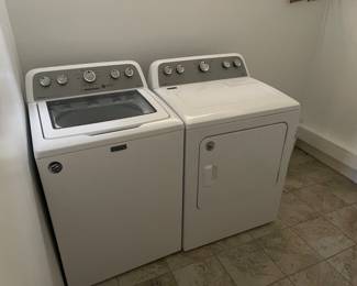 Nice Washing Machine and Dryer 