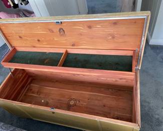Vintage Lane Cedar Chest