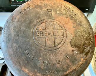 Griswold cast iron skillet 
