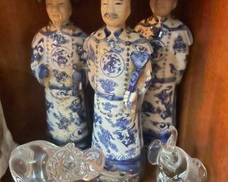 BLUE & WHITE PORCELAIN VINTAGE CHINESE FIGURINES...