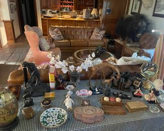 Amazing vintage Chinese & Japanese figurines, fine art bronzes, ceramics and one-of-a-kind collectibles!