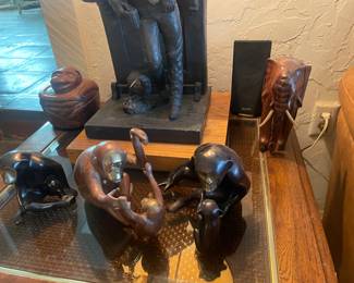 ARTIST LOET VANDERVEEN SCULPTURES... "MONKEYS & ELEPHANTS -- OH MY!"