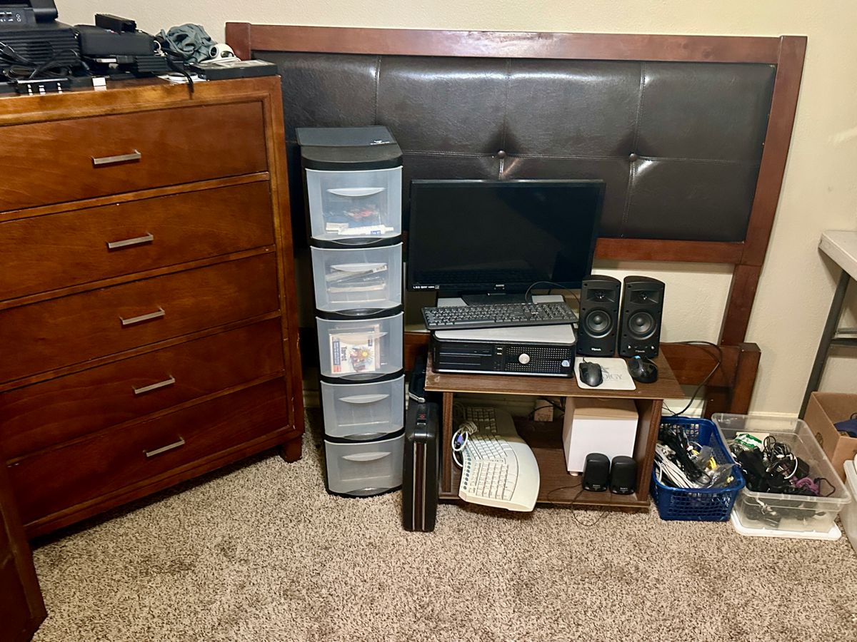 Hickory Estate (75 STARTS SAT. 1PM) starts on 12/29/2023