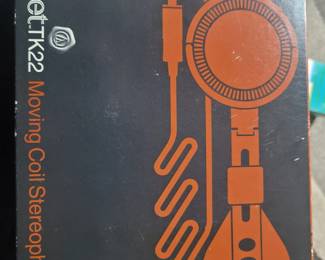 Signet TK22 Moving Coil StereoPhones Black