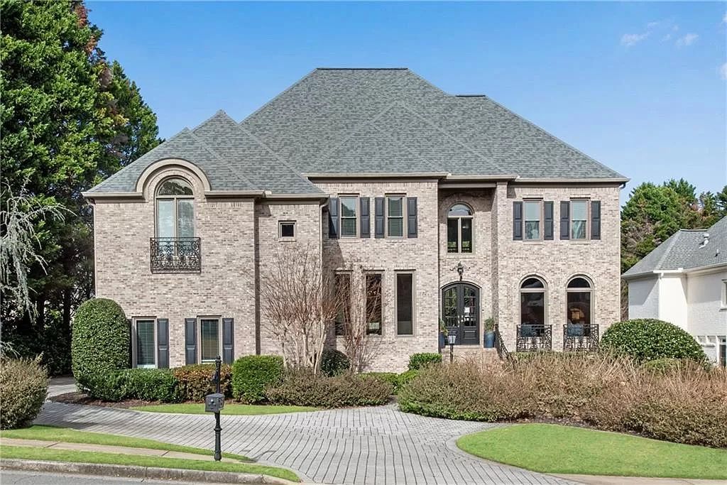 Maple Street Estate Sales 50 off Saturday... starts on 1/4/2024