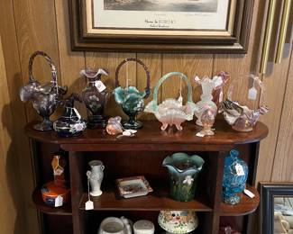 Fenton and other glassware, wooden display shelf
