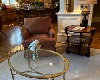 Uttermost current catalogue item! Glass top oval table 