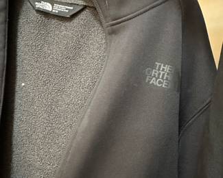 The North Face women’s medium 