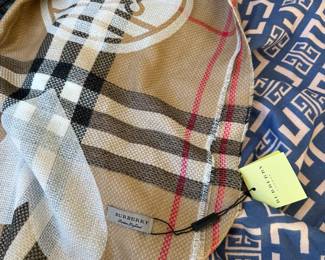 Burberry scarf