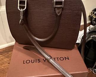Louis Vuitton Pont Neuf Epi Brown leather bag
